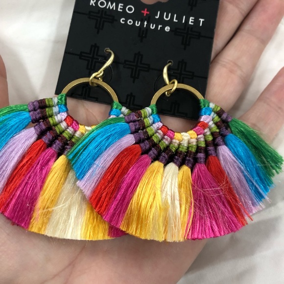 Romeo + Juliet earrings NWT - Picture 3 of 4